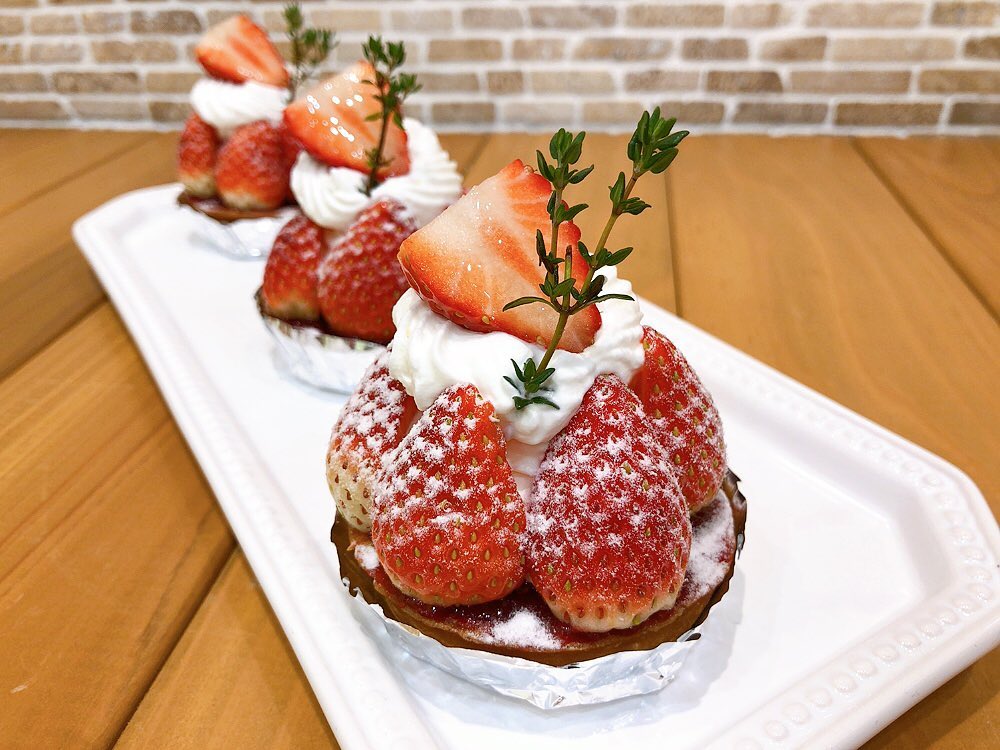 本日はクリスマス準備のためお休みを頂きます。
