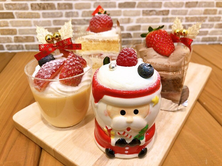 本日カットケーキはセット販売のみとなりますセット販売は限定数となりますので、売り切れ次第終了です。